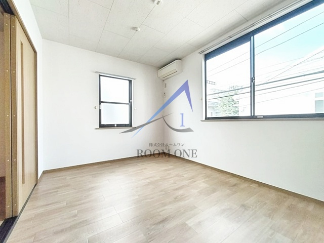 エスペランドＮＡＫＡの居間・リビング|洋室のお部屋です。