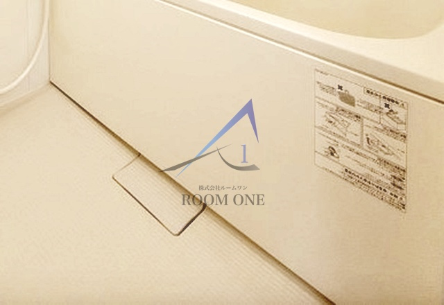 ガゾネサンスの浴室|お風呂です。