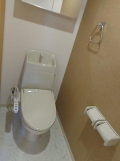 【トイレ】 | カサ・グラータ | シャワー付トイレ