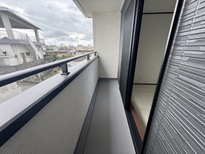 【バルコニー】 | うるま市江洲（全2棟）ラスト1号棟 | 1号棟　インナーバルコニー♪