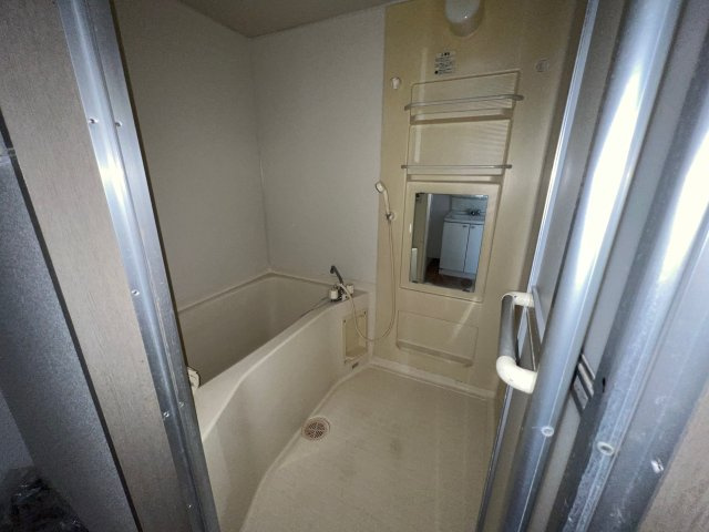 スタットニューヘン英賀保の浴室