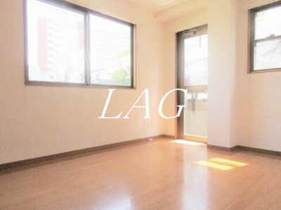 【居間・リビング】 | パークハイツ | 洋室のお部屋です。