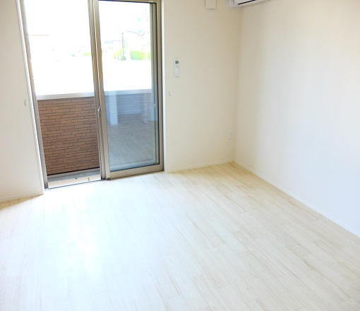 フロール ・ デ ・ セレッソ　Ⅱの内装|洋室です◎