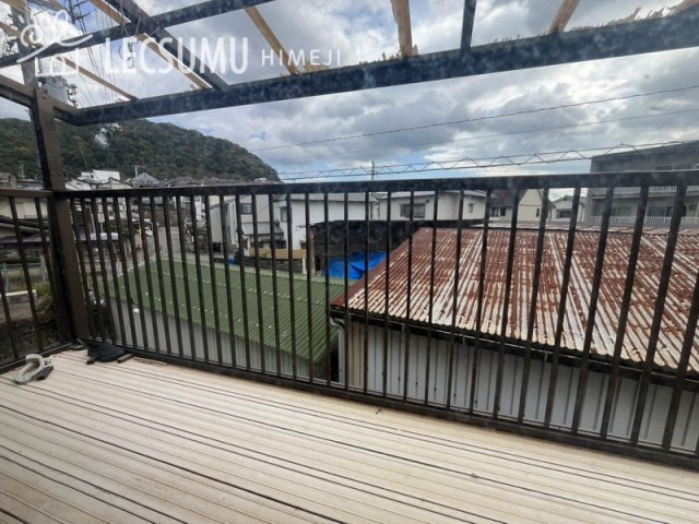 姫路市辻井８丁目/中古戸建のバルコニー