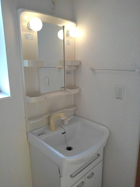 ブラン　グリシーヌの洗面所|洗面所