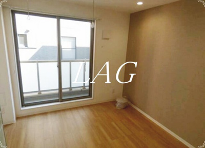 【居間・リビング】 | アクシーズ新都心 | 洋室のお部屋です。