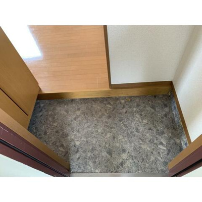 【玄関】 | ルミエールコート