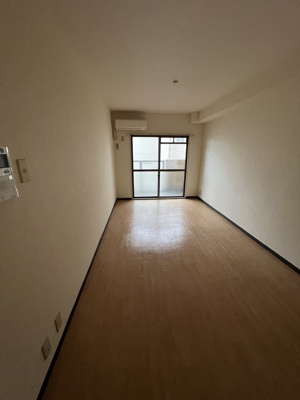 【居間・リビング】 | メゾン三田赤坂