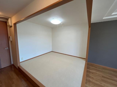 【寝室】 | ソリッソ・パイン南ヶ丘 | 寝室