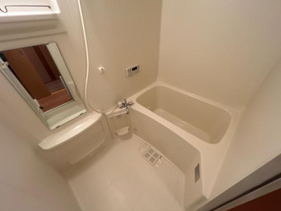 【浴室】 | ソリッソ・パイン南ヶ丘 | バス