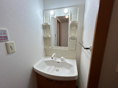 【洗面所】 | ソリッソ・パイン南ヶ丘 | 洗面