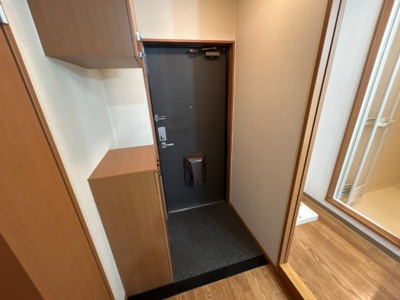 【玄関】 | ソリッソ・パイン南ヶ丘 | 玄関