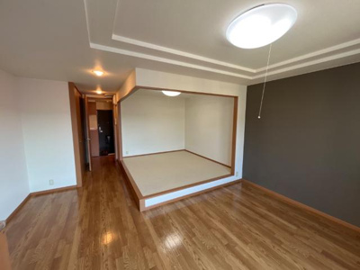 【内装】 | ソリッソ・パイン南ヶ丘 | 洋室