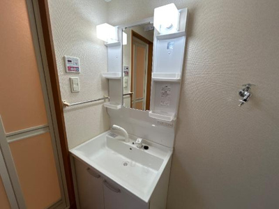 【洗面所】 | Ｒｅｌａｔｉｏｎ -ルラシオン- | 洗髪洗面化粧台