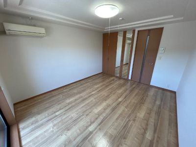 【内装】 | Ｒｅｌａｔｉｏｎ -ルラシオン- | 洋室