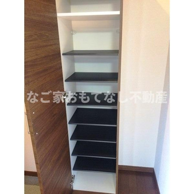 【玄関】 | リーブル ピスケス