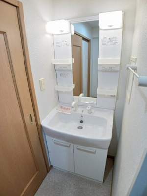 【洗面所】 | アルバローザ