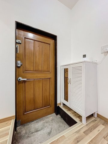 【玄関】 | 松戸市上本郷戸建て | 月額管理料無料！賃貸管理はアブレイズパートナーズにお任せを！