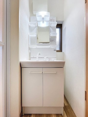 【独立洗面台】 | 松戸市上本郷戸建て | 月額管理料無料！賃貸管理はアブレイズパートナーズにお任せを！