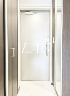 【玄関】 | PLUSH-GARDEN  CRYSTA | 玄関です。