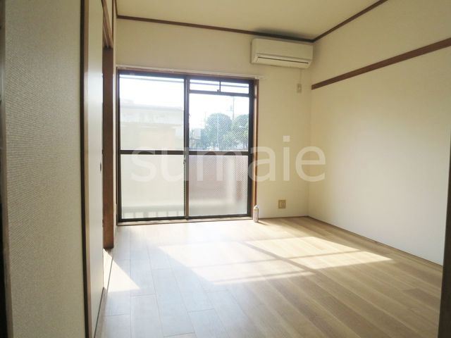 ライフ小島の子供部屋|人気のオールフローリングです。