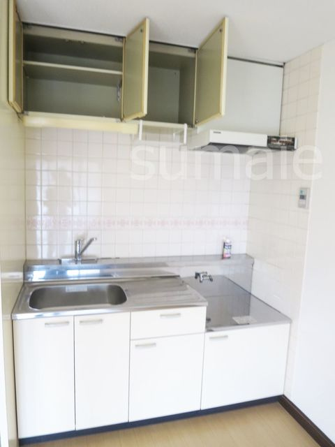 ライフ小島のキッチン|ワンレバー式混合水洗キッチン。