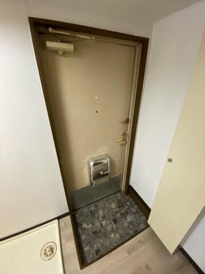 【玄関】 | グローバルハイツ赤門