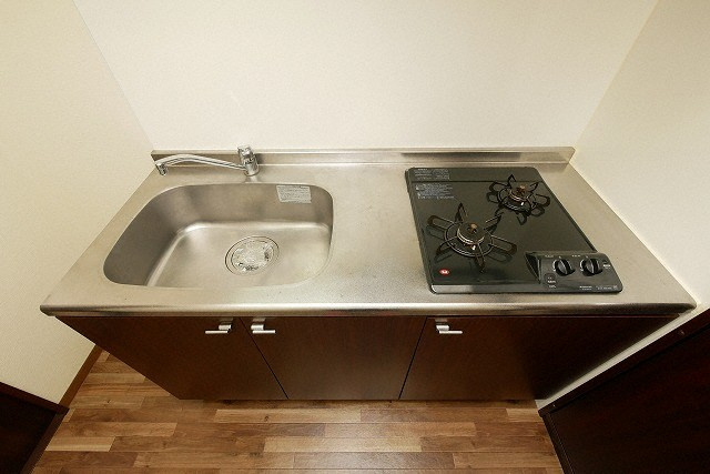 フレンシアノイエ難波南のキッチン