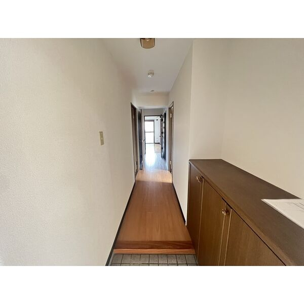 熊本市中央区水前寺１丁目の賃貸マンションの玄関