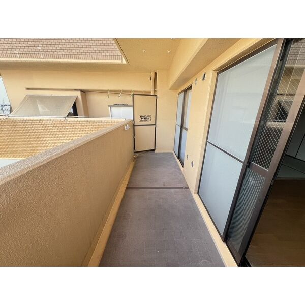 熊本市中央区水前寺１丁目の賃貸マンションのバルコニー