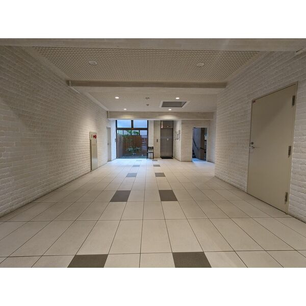熊本市中央区水前寺１丁目の賃貸マンションのロビー