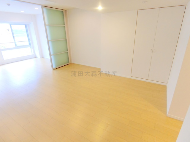 萩中イーストの居間・リビング|LDK16.2帖