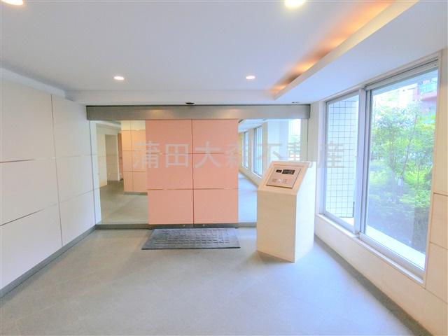 萩中イーストのエントランス