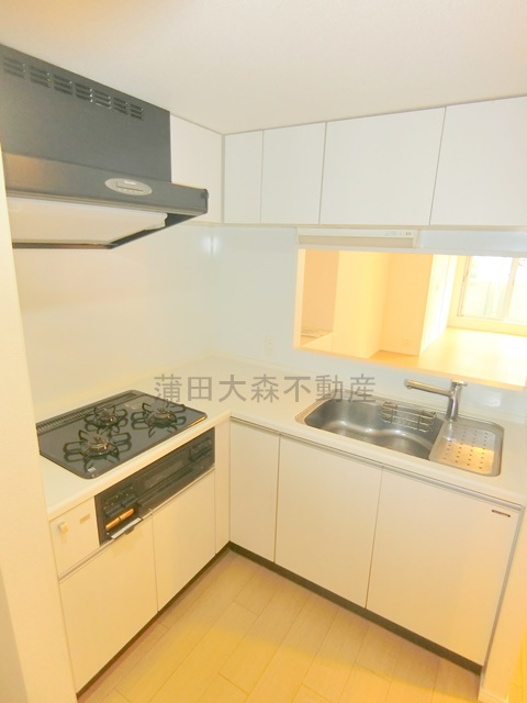 萩中イーストのキッチン|3口ガスグリル付システムキッチン