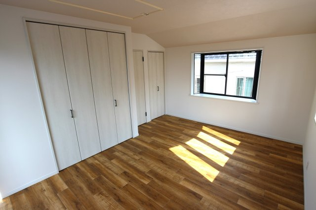 横浜市金沢区堀口　中古戸建の洋室