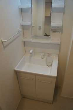 リブリ・グランハイム妙典の独立洗面台