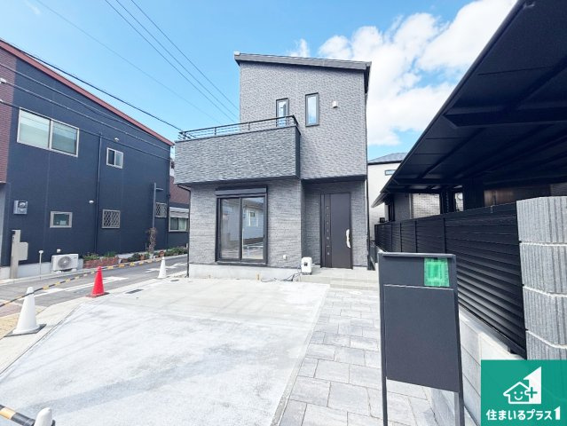 高石市千代田　新築一戸建ての外観|お客様に長く安心して住んでいだだける事にこだわった家づくり！住んでからのアフターサービスにもしっかりと取り組んでいます！