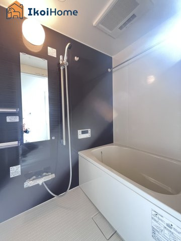 明石市山下町　中古戸建の浴室|【ホームページに現地動画掲載中】●年中無休：当日予約可●「断熱ユニットバス・断熱浴槽」を使用。