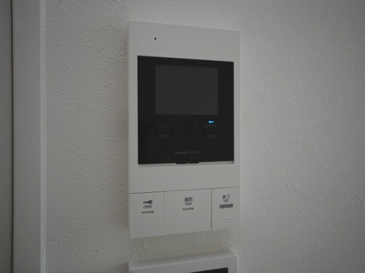 【セキュリティ】 | S-MOVE緑橋Ⅱ | モニター付きインターホンです