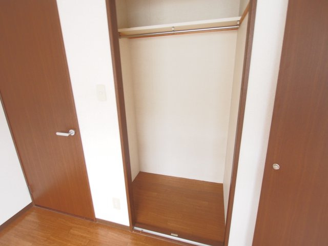 フォブール鶴江の収納