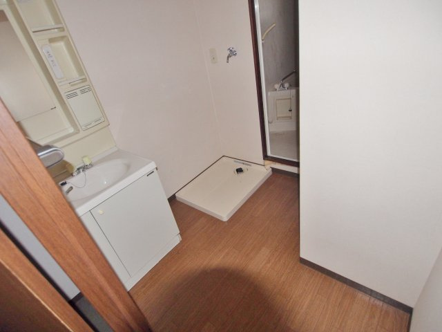 フォブール鶴江の洗面所