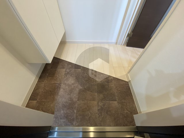 グリッター長田の玄関