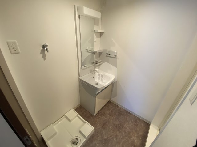 グリッター長田の洗面所