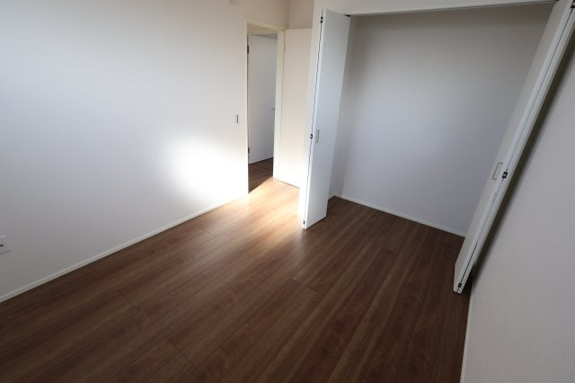 《仲介手数料無料》南区曲本４丁目5-20新築一戸建てKEIAI GRACEの洋室