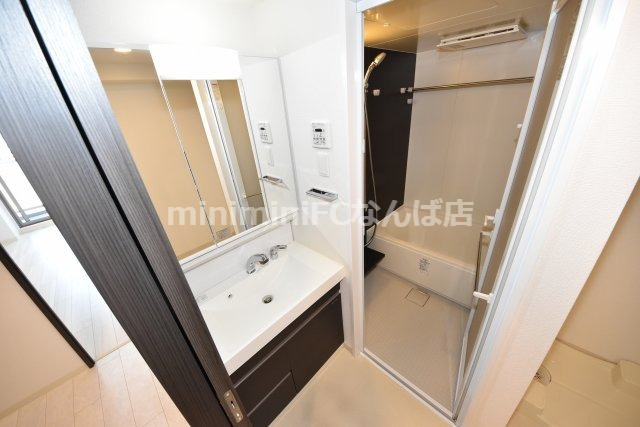 ＥＣ難波Ⅴブロードの洗面所