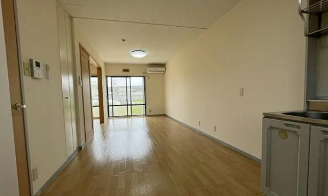 ハイツブランドールの居間・リビング