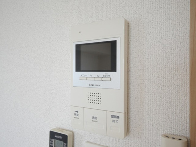 【セキュリティ】 | ブリランテ都島 | モニター付きインターホンです