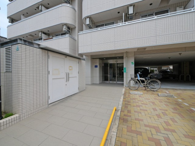 【エントランス】 | ブリランテ都島 | 落ち着いたエントランスです