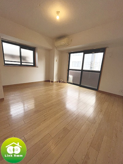 マーサ・プレアマールKの居間・リビング