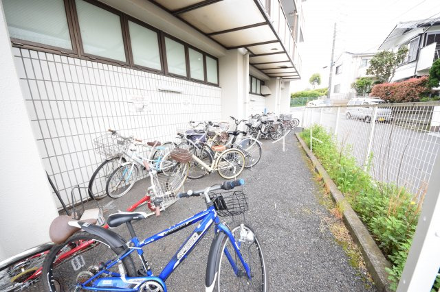 【その他共用部分】 | セントラーレ鳥が丘 | 駐輪場です！